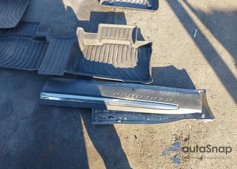 2021 Ford Explorer Limited z USA, uszkodzony, nr VIN 1FMSK7FH8MGB33672